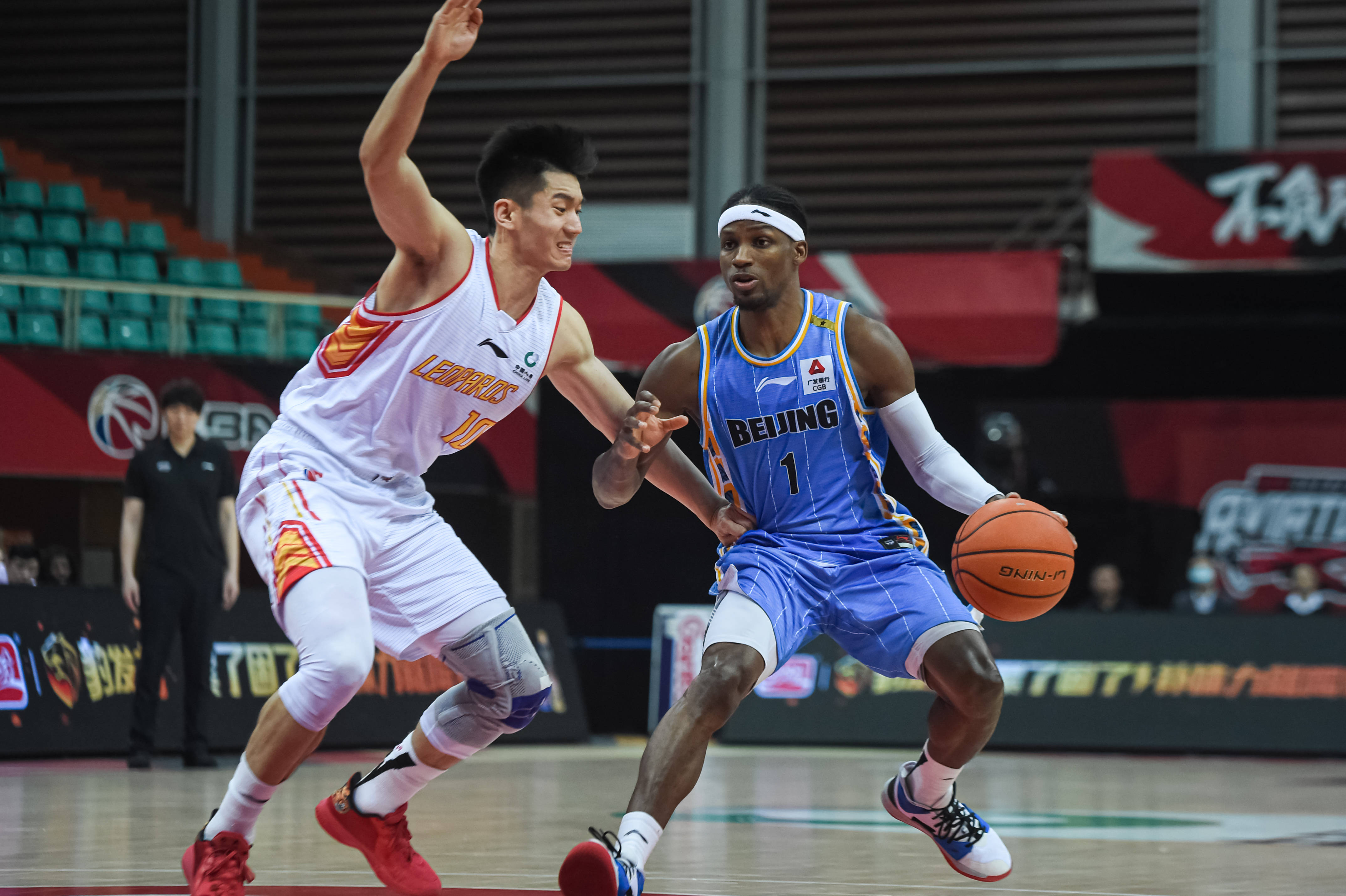 然景观和人 然景观和人